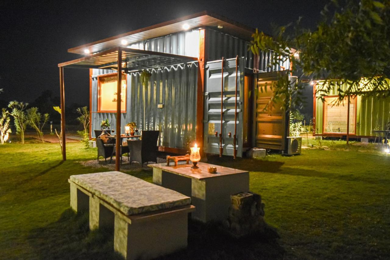 Hotel Tree Of Life Ecotainers Agra Agra  Esterno foto