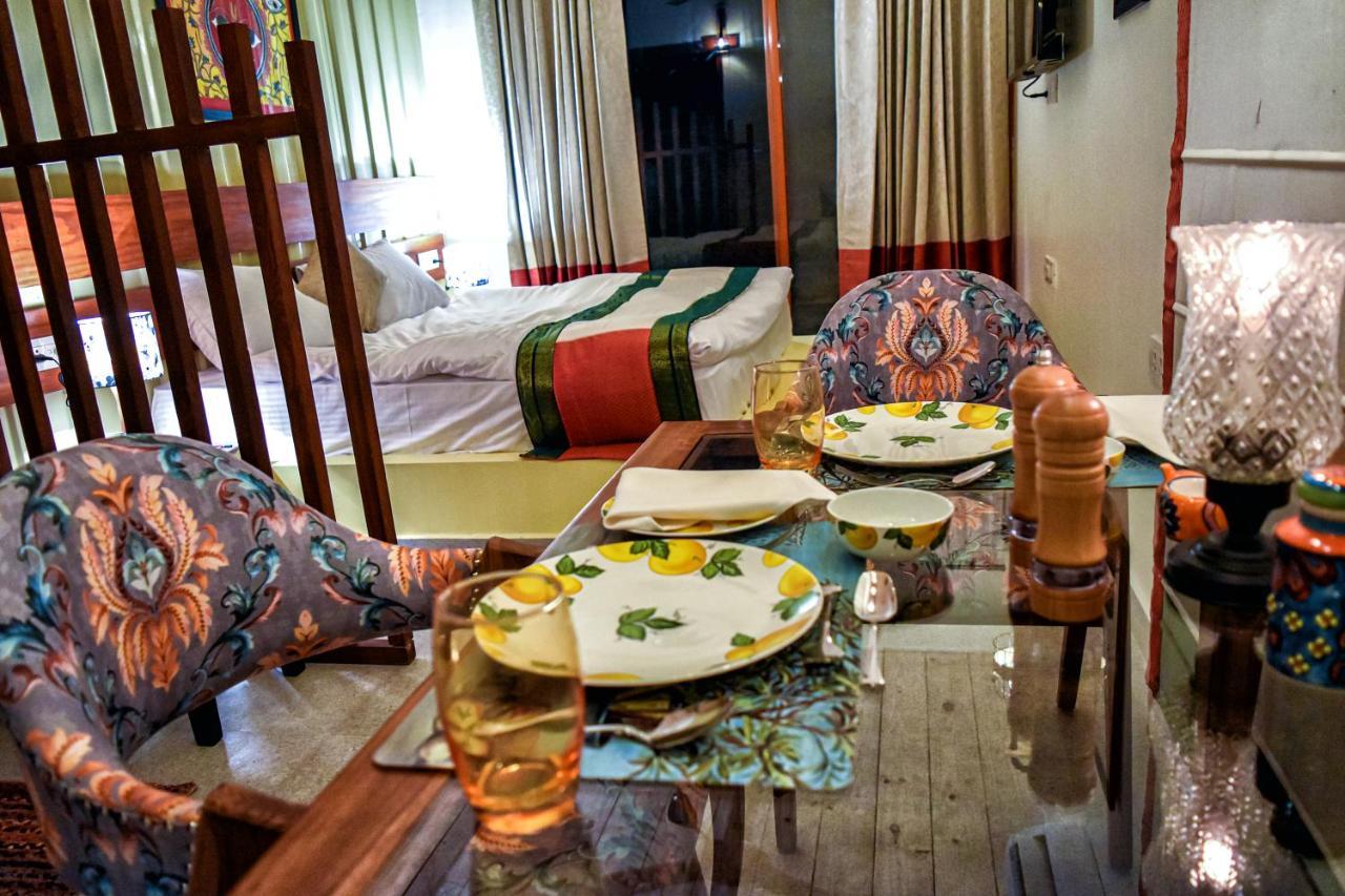 Hotel Tree Of Life Ecotainers Agra Agra  Esterno foto