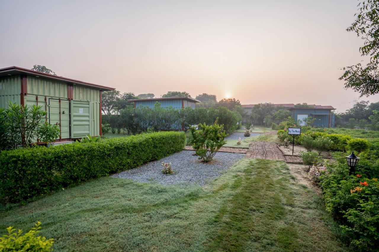 Hotel Tree Of Life Ecotainers Agra Agra  Esterno foto
